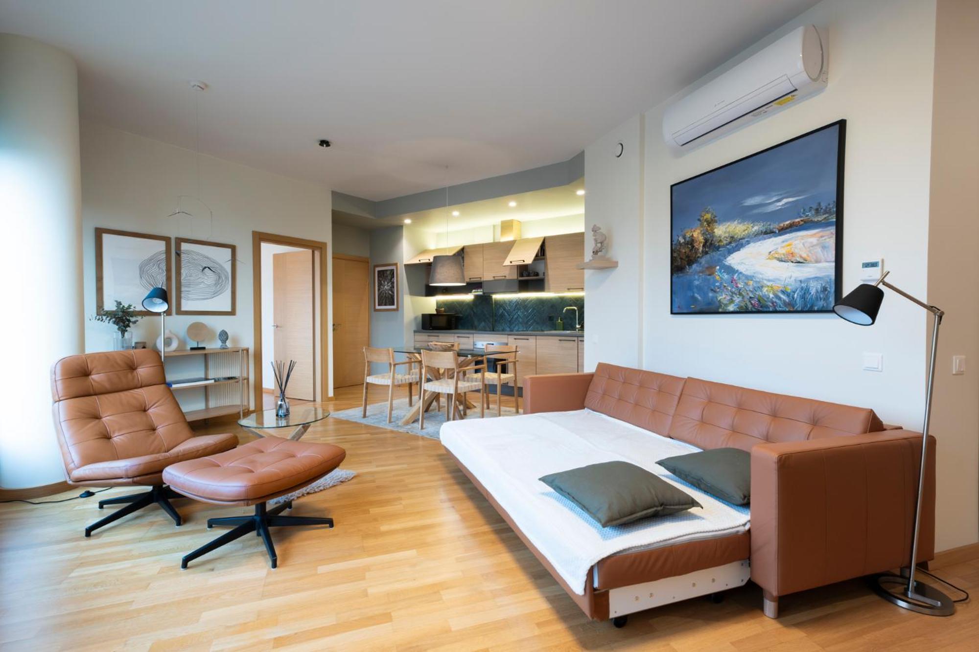 2 Bedroom Apt, 2 Garage Spots & Balconies, Self Check-In, By Cohost ドルスキニンカイ エクステリア 写真