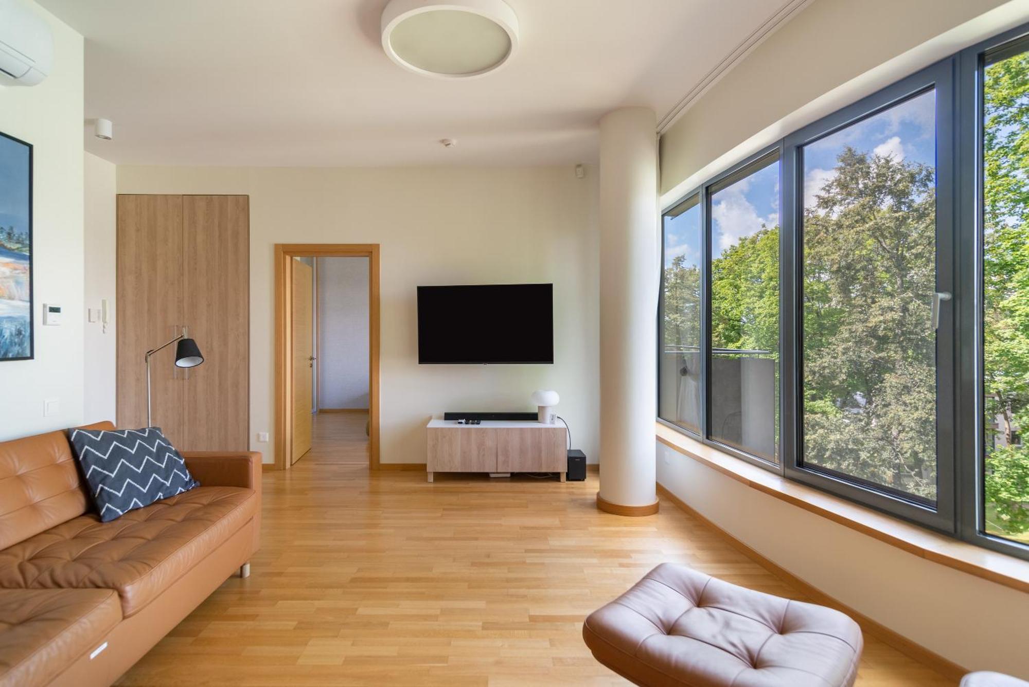 2 Bedroom Apt, 2 Garage Spots & Balconies, Self Check-In, By Cohost ドルスキニンカイ エクステリア 写真