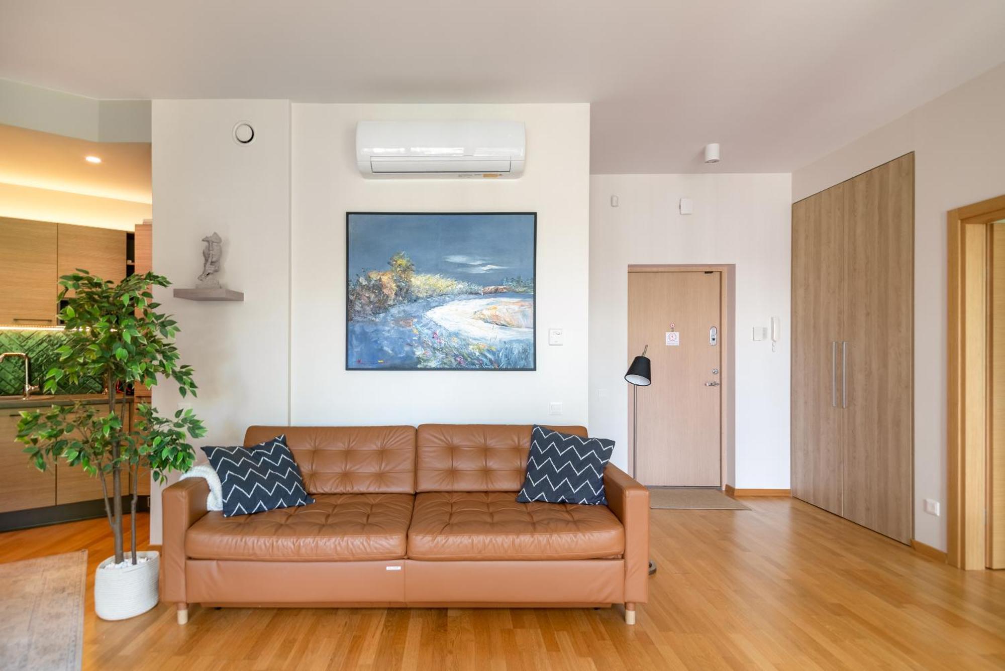 2 Bedroom Apt, 2 Garage Spots & Balconies, Self Check-In, By Cohost ドルスキニンカイ エクステリア 写真